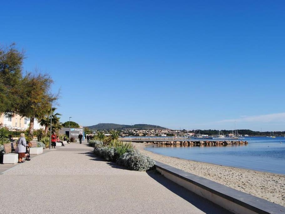 Grande Villa Neuve Avec Piscine Pres Mer Et Sete Balaruc-les-Bains Exterior photo